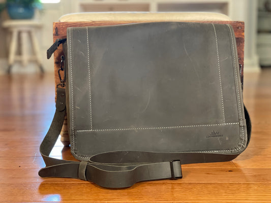 The KID Messenger Bag